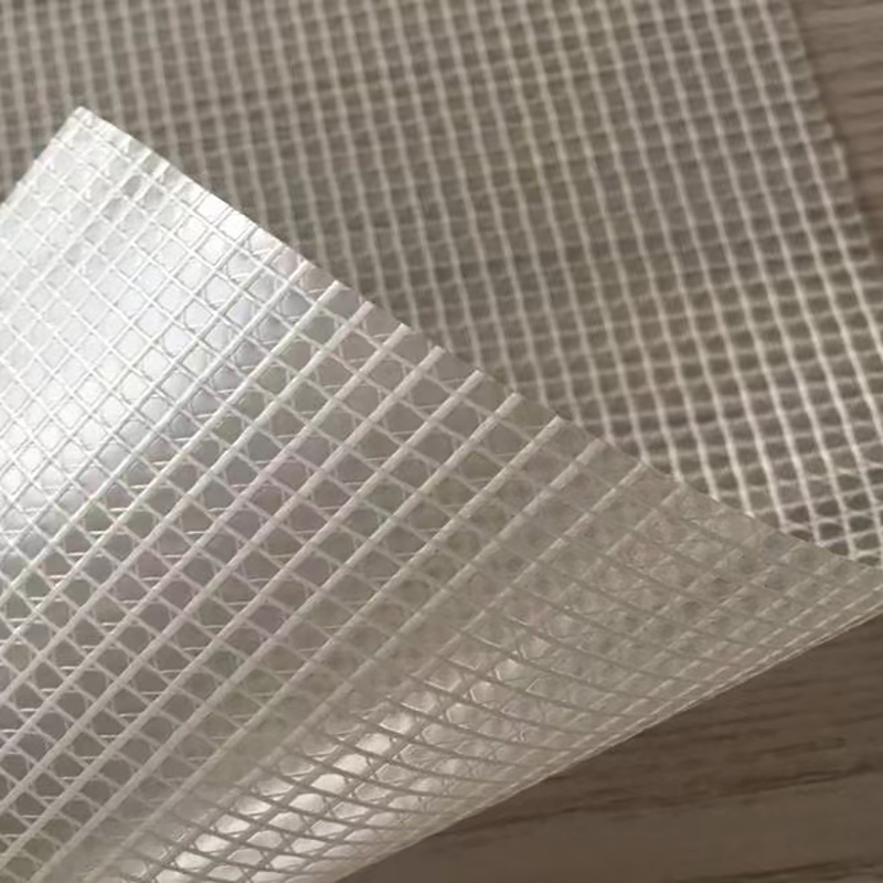 Prelata din plasa acoperita cu PVC transparent